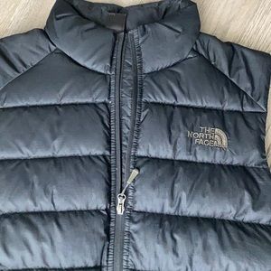 The North Face black men’s vest in medium
